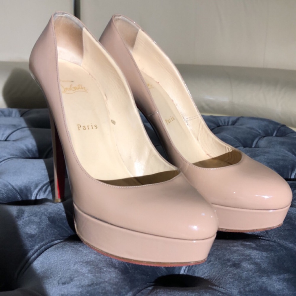 Pre-Loved Christian Louboutin Bianca Nude Pumps 41